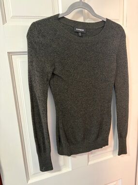 Express Women's Crewneck Sweater in Charcoal Gray